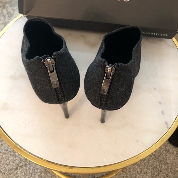 - Vince Camuto Heels HOST PICK 7-11-21 HP 2X - Picture 15 of 16